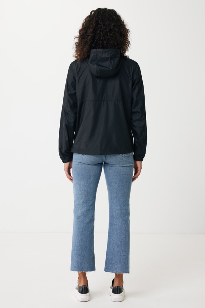 IQONIQ Logan Lightweight Jacke aus recyceltem Polyester